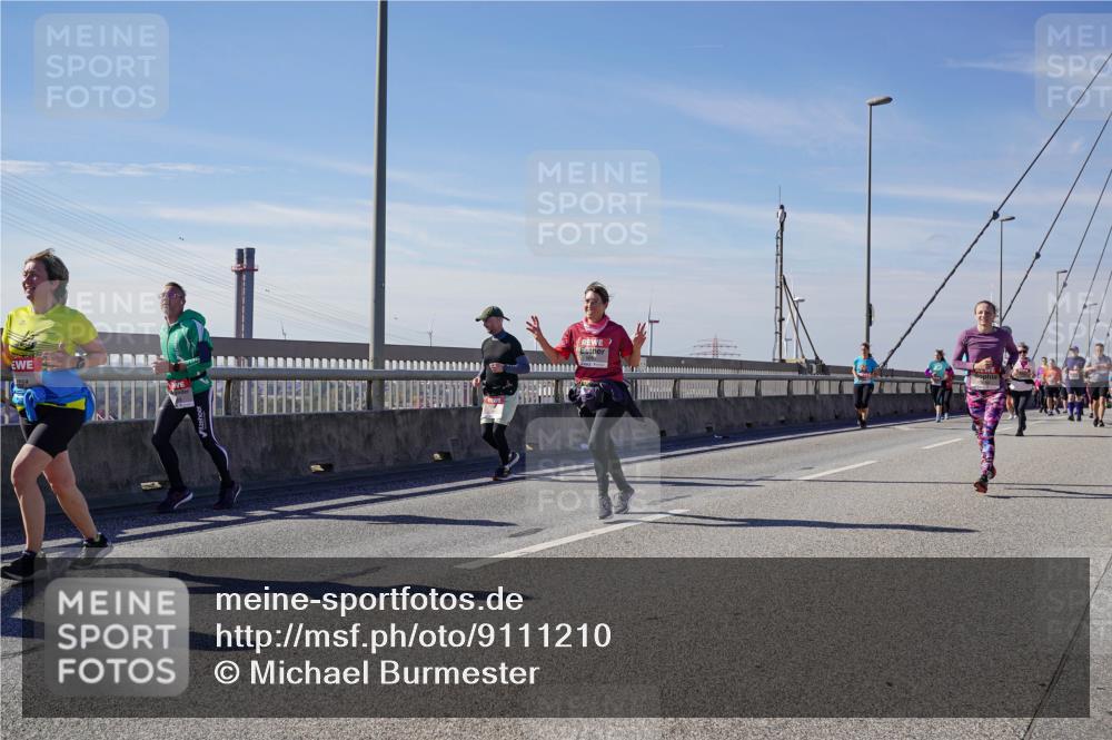 03.10.2025 - Köhlbrandbrückenlauf Michael Burmester http://msf.ph/oto/9111210 03.10.2025 12:53:30 Position 2  meine-sportfotos.de