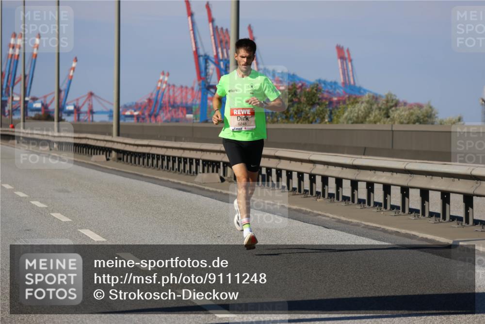 03.10.2025 - Köhlbrandbrückenlauf Strokosch-Dieckow http://msf.ph/oto/9111248 03.10.2025 12:38:45 Position 3 6248 meine-sportfotos.de
