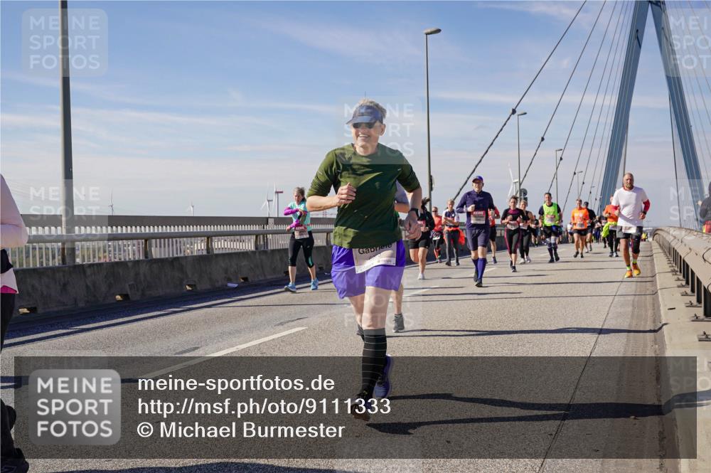 03.10.2025 - Köhlbrandbrückenlauf Michael Burmester http://msf.ph/oto/9111333 03.10.2025 12:53:37 Position 2  meine-sportfotos.de