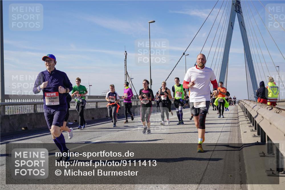 03.10.2025 - Köhlbrandbrückenlauf Michael Burmester http://msf.ph/oto/9111413 03.10.2025 12:53:40 Position 2 5488 meine-sportfotos.de