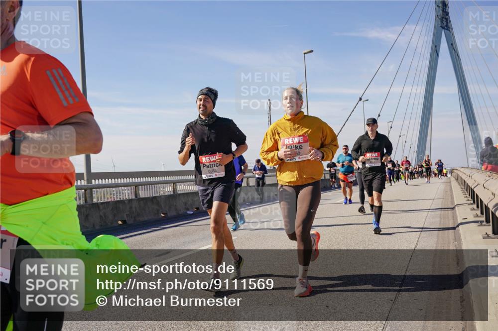03.10.2025 - Köhlbrandbrückenlauf Michael Burmester http://msf.ph/oto/9111569 03.10.2025 12:53:47 Position 2 6382, 63 meine-sportfotos.de