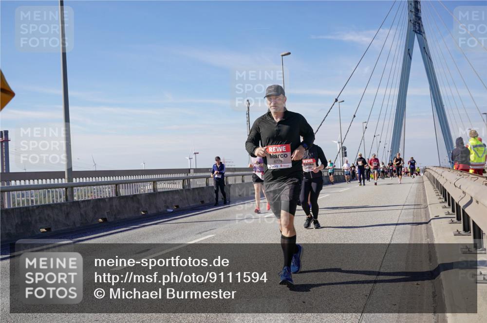 03.10.2025 - Köhlbrandbrückenlauf Michael Burmester http://msf.ph/oto/9111594 03.10.2025 12:53:48 Position 2 4779 meine-sportfotos.de