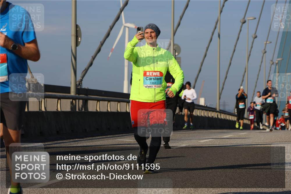03.10.2025 - Köhlbrandbrückenlauf Strokosch-Dieckow http://msf.ph/oto/9111595 03.10.2025 09:44:21 Position 2 1451 meine-sportfotos.de