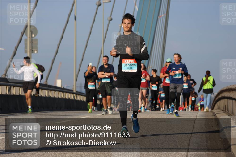03.10.2025 - Köhlbrandbrückenlauf Strokosch-Dieckow http://msf.ph/oto/9111633 03.10.2025 09:44:25 Position 2 1089 meine-sportfotos.de