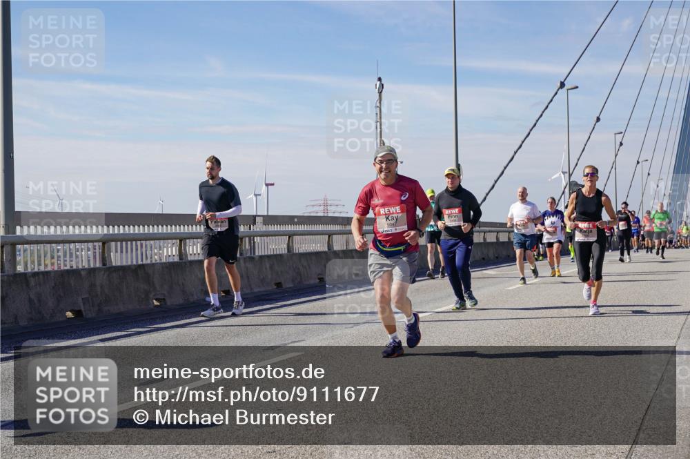 03.10.2025 - Köhlbrandbrückenlauf Michael Burmester http://msf.ph/oto/9111677 03.10.2025 12:53:55 Position 2 5047 meine-sportfotos.de