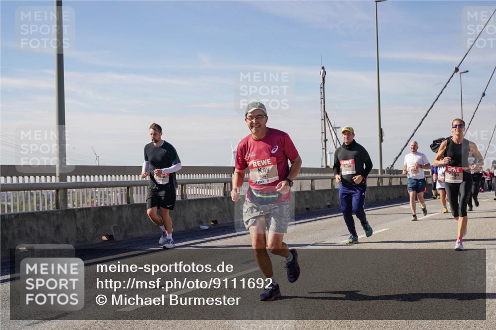 03.10.2025 - Köhlbrandbrückenlauf Michael Burmester http://msf.ph/oto/9111692 03.10.2025 12:53:56 Position 2 5047 meine-sportfotos.de