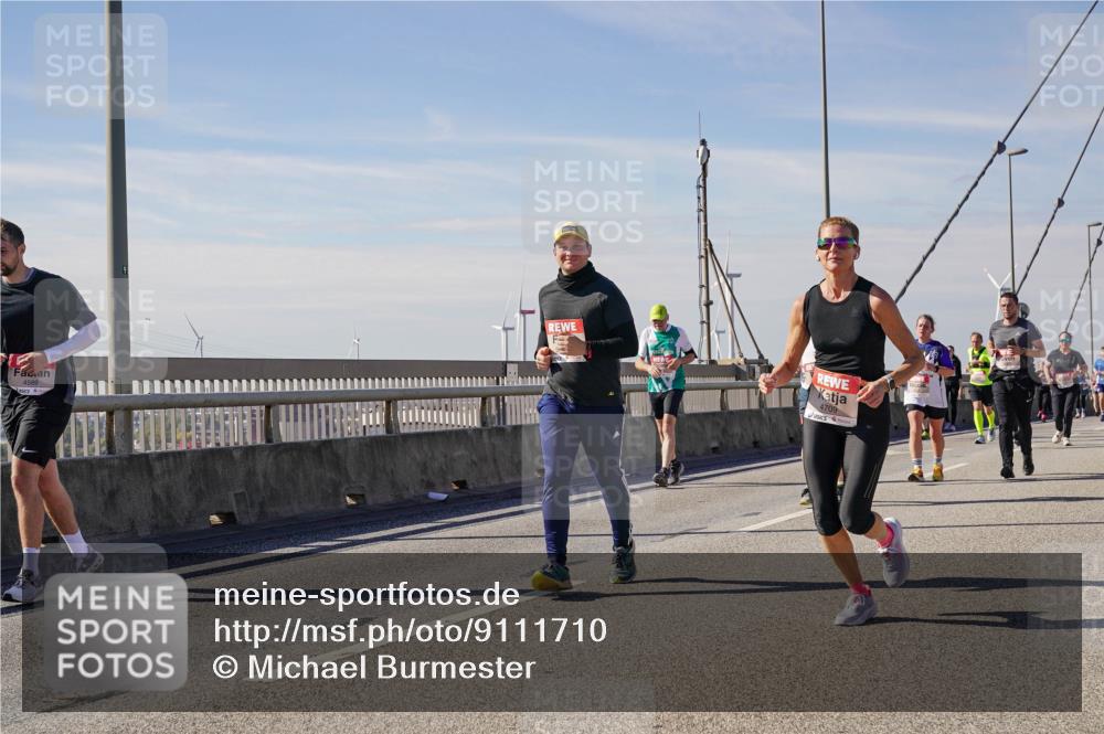 03.10.2025 - Köhlbrandbrückenlauf Michael Burmester http://msf.ph/oto/9111710 03.10.2025 12:53:57 Position 2 4589, 4709 meine-sportfotos.de