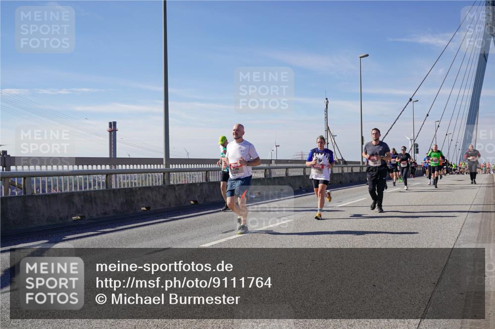 03.10.2025 - Köhlbrandbrückenlauf Michael Burmester http://msf.ph/oto/9111764 03.10.2025 12:54:00 Position 2  meine-sportfotos.de