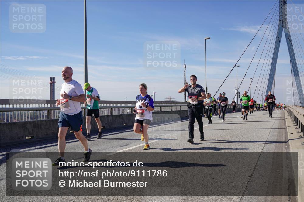 03.10.2025 - Köhlbrandbrückenlauf Michael Burmester http://msf.ph/oto/9111786 03.10.2025 12:54:01 Position 2  meine-sportfotos.de
