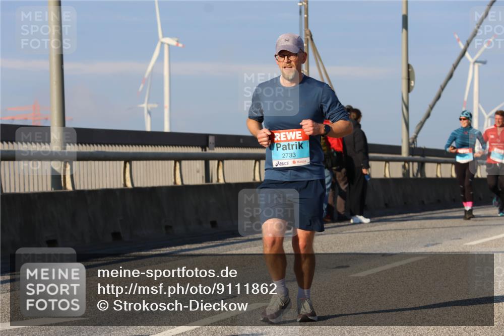 03.10.2025 - Köhlbrandbrückenlauf Strokosch-Dieckow http://msf.ph/oto/9111862 03.10.2025 09:44:52 Position 2 2733 meine-sportfotos.de