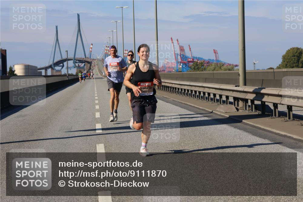 03.10.2025 - Köhlbrandbrückenlauf Strokosch-Dieckow http://msf.ph/oto/9111870 03.10.2025 12:40:08 Position 3 4092 meine-sportfotos.de