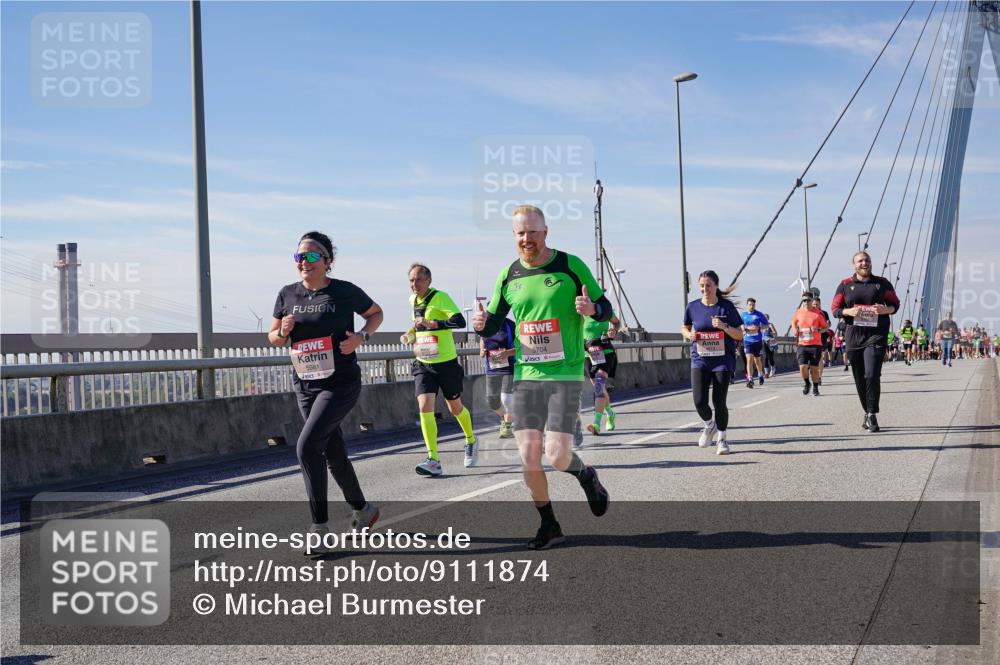 03.10.2025 - Köhlbrandbrückenlauf Michael Burmester http://msf.ph/oto/9111874 03.10.2025 12:54:05 Position 2 5981, 5704 meine-sportfotos.de