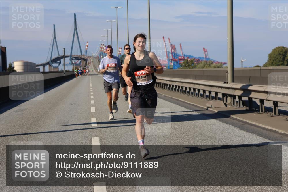 03.10.2025 - Köhlbrandbrückenlauf Strokosch-Dieckow http://msf.ph/oto/9111889 03.10.2025 12:40:08 Position 3 4092 meine-sportfotos.de