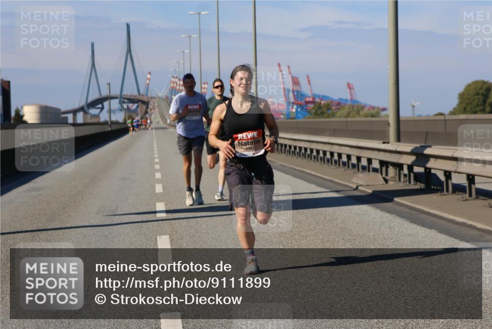 03.10.2025 - Köhlbrandbrückenlauf Strokosch-Dieckow http://msf.ph/oto/9111899 03.10.2025 12:40:08 Position 3 4092 meine-sportfotos.de