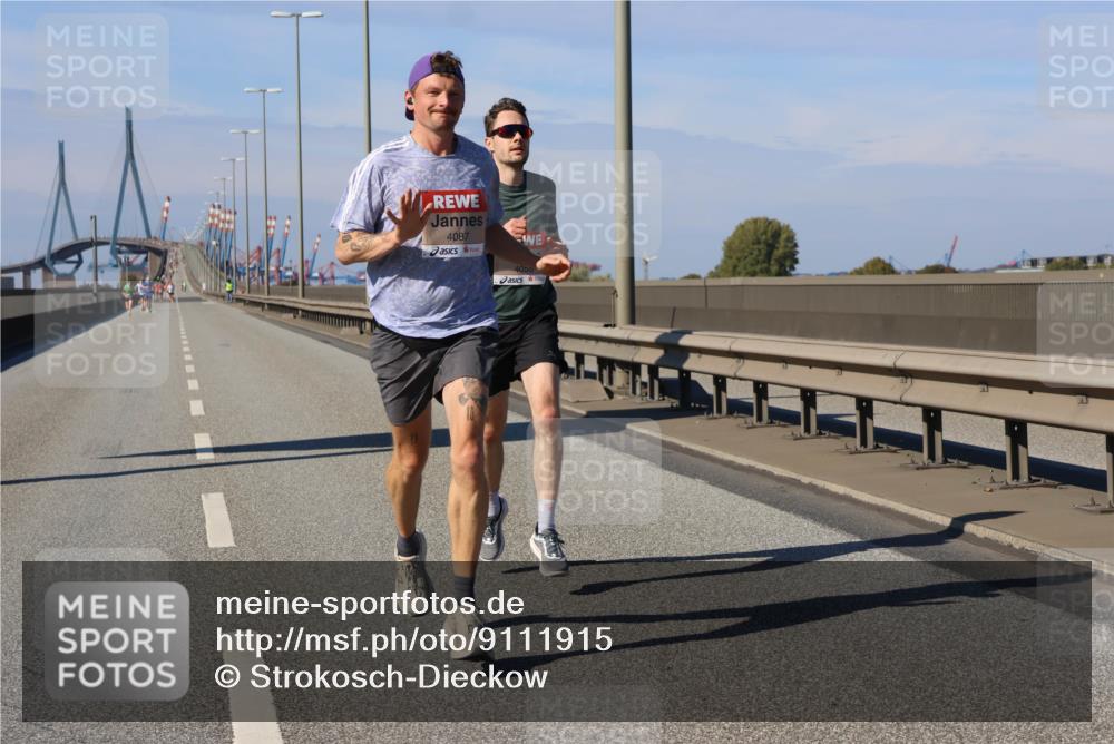 03.10.2025 - Köhlbrandbrückenlauf Strokosch-Dieckow http://msf.ph/oto/9111915 03.10.2025 12:40:11 Position 3 4087, 4050 meine-sportfotos.de