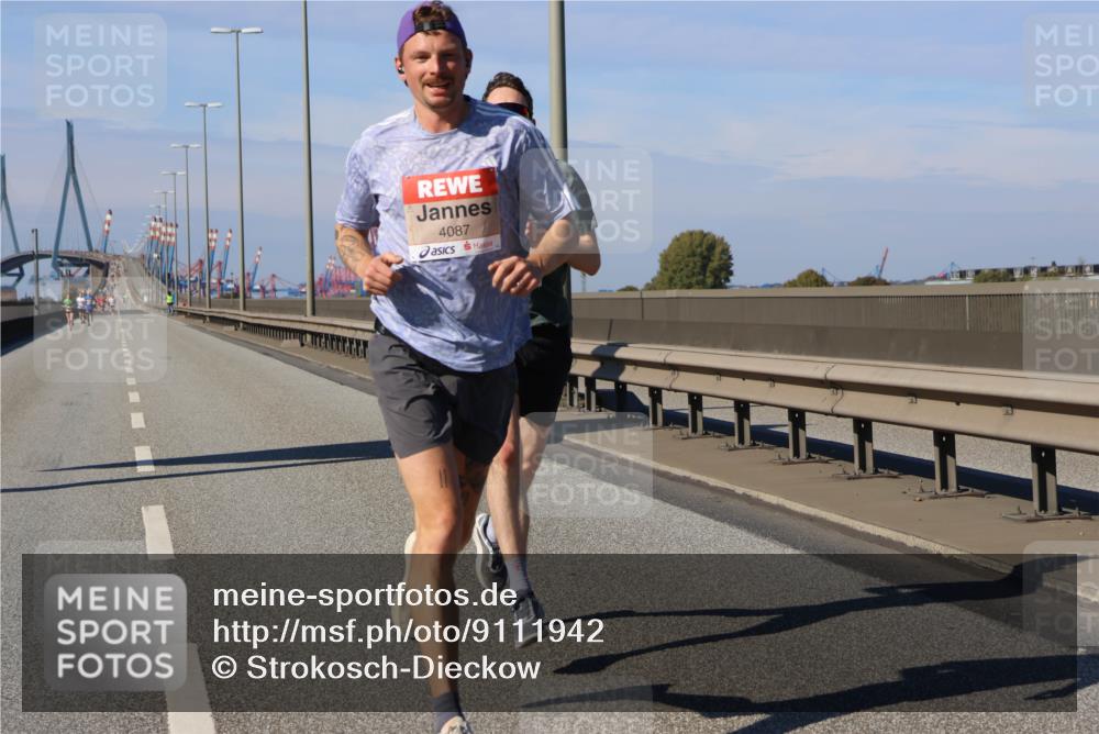 03.10.2025 - Köhlbrandbrückenlauf Strokosch-Dieckow http://msf.ph/oto/9111942 03.10.2025 12:40:11 Position 3 4087 meine-sportfotos.de