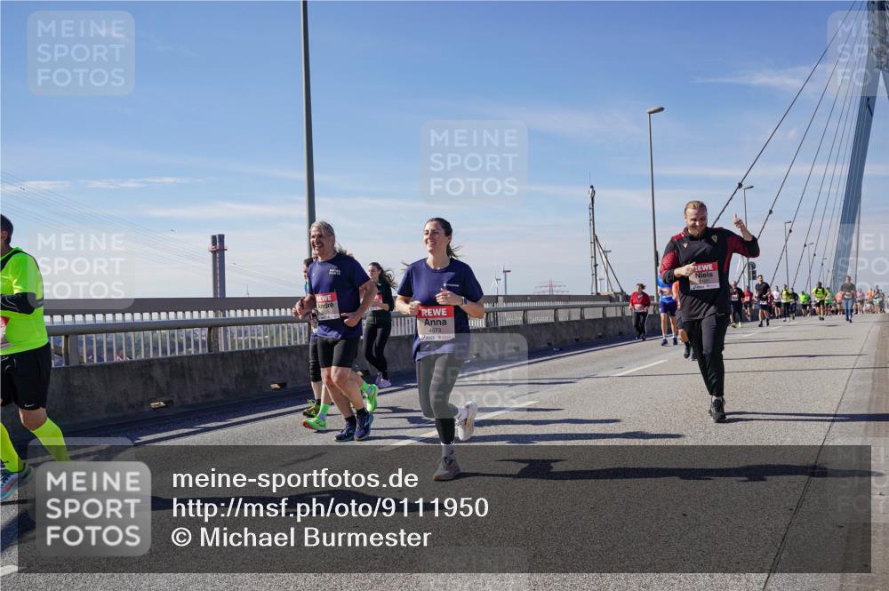 03.10.2025 - Köhlbrandbrückenlauf Michael Burmester http://msf.ph/oto/9111950 03.10.2025 12:54:07 Position 2 4673, 107 meine-sportfotos.de