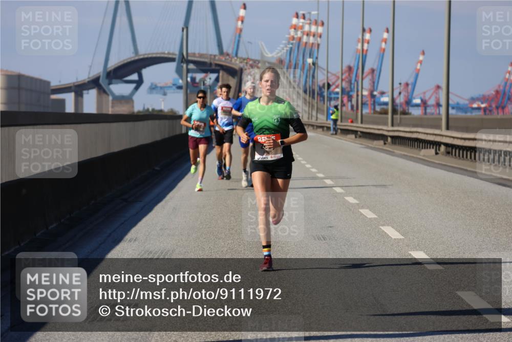 03.10.2025 - Köhlbrandbrückenlauf Strokosch-Dieckow http://msf.ph/oto/9111972 03.10.2025 12:40:31 Position 3  meine-sportfotos.de