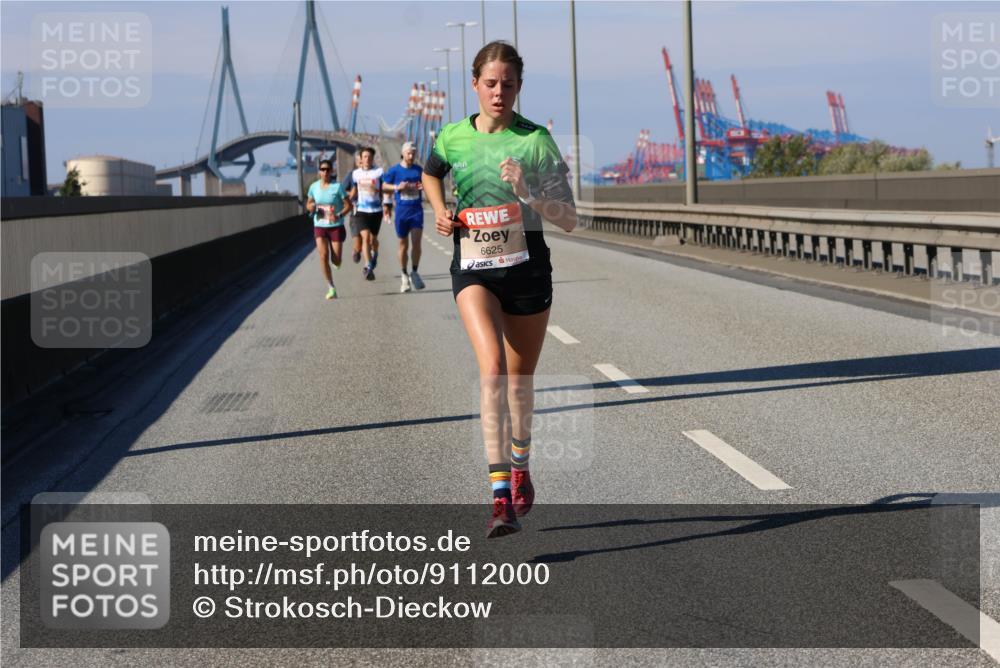 03.10.2025 - Köhlbrandbrückenlauf Strokosch-Dieckow http://msf.ph/oto/9112000 03.10.2025 12:40:35 Position 3 6625 meine-sportfotos.de