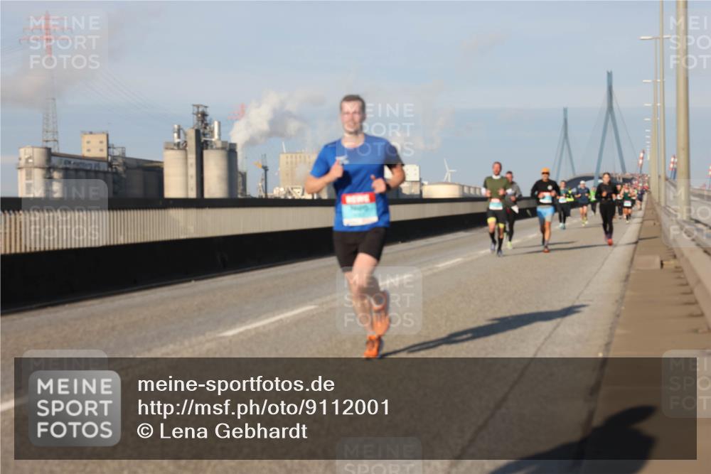 03.10.2025 - Köhlbrandbrückenlauf Lena Gebhardt http://msf.ph/oto/9112001 03.10.2025 09:42:11 Position 2  meine-sportfotos.de