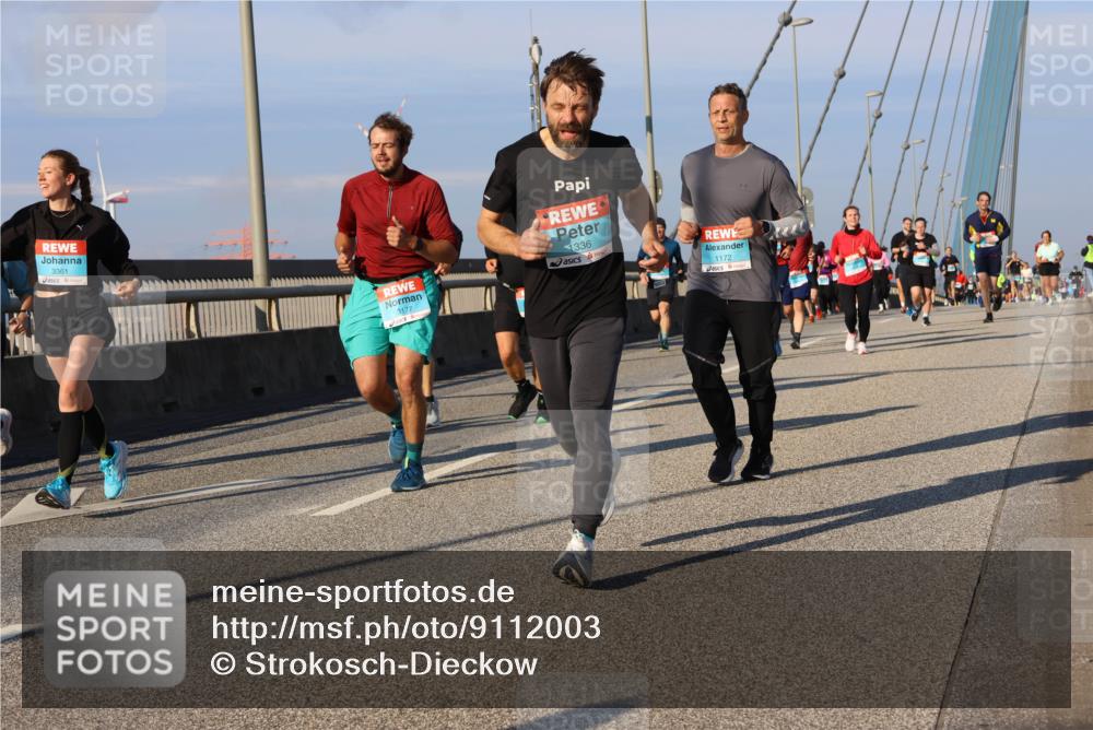 03.10.2025 - Köhlbrandbrückenlauf Strokosch-Dieckow http://msf.ph/oto/9112003 03.10.2025 09:45:08 Position 2 3361, 3177, 1336, 1172 meine-sportfotos.de