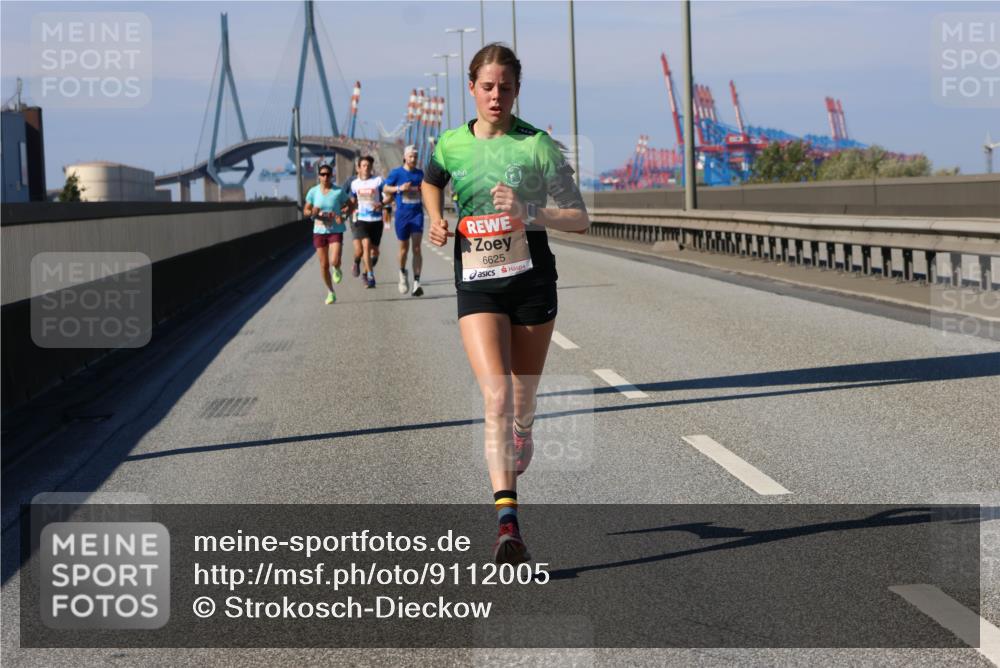 03.10.2025 - Köhlbrandbrückenlauf Strokosch-Dieckow http://msf.ph/oto/9112005 03.10.2025 12:40:35 Position 3 6625 meine-sportfotos.de