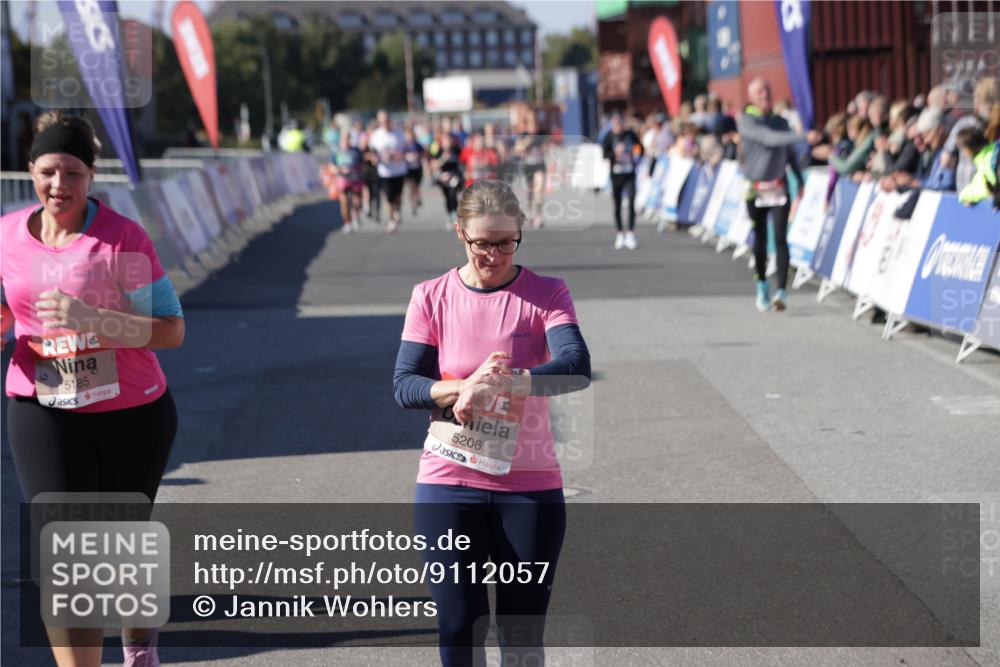 03.10.2025 - Köhlbrandbrückenlauf Jannik Wohlers http://msf.ph/oto/9112057 03.10.2025 13:31:00 Ziel 4715, 4734, 5005, 5142, 5185, 5206, 5349, 5402, 5938, 6537 meine-sportfotos.de