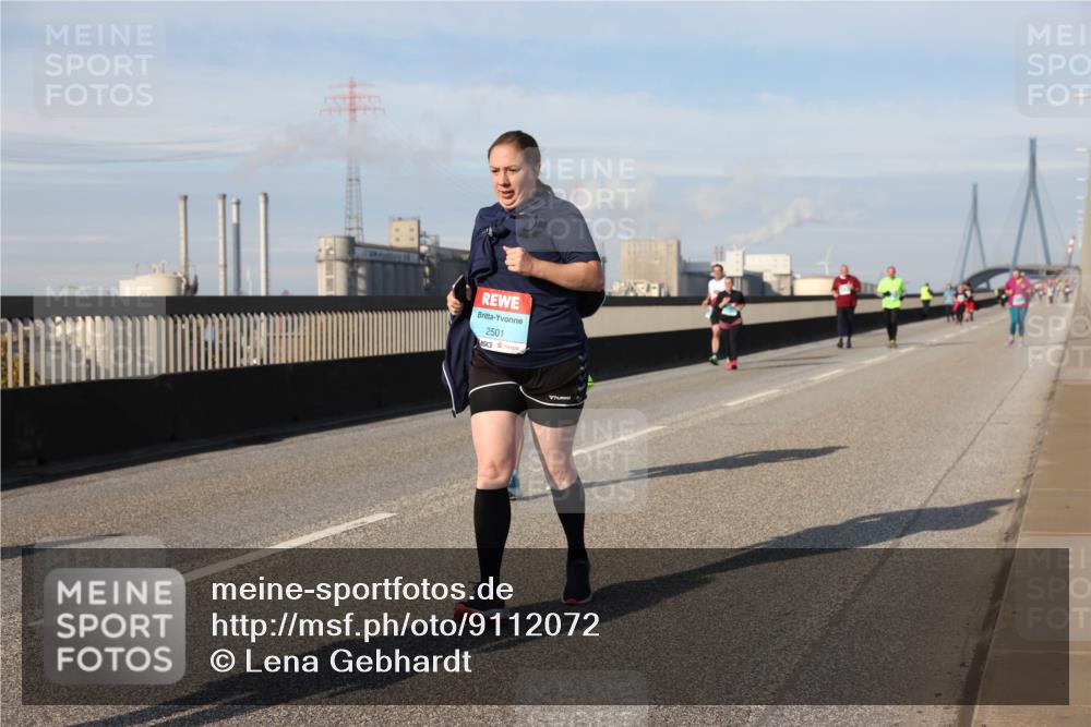 03.10.2025 - Köhlbrandbrückenlauf Lena Gebhardt http://msf.ph/oto/9112072 03.10.2025 10:15:49 Position 2 2501 meine-sportfotos.de