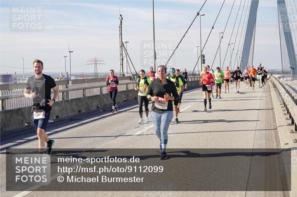 03.10.2025 - Köhlbrandbrückenlauf Michael Burmester http://msf.ph/oto/9112099 03.10.2025 12:54:17 Position 2 5377 meine-sportfotos.de