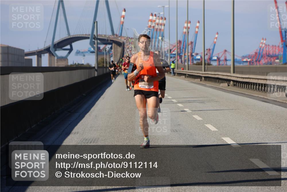 03.10.2025 - Köhlbrandbrückenlauf Strokosch-Dieckow http://msf.ph/oto/9112114 03.10.2025 12:40:55 Position 3 4019 meine-sportfotos.de