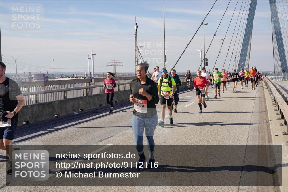03.10.2025 - Köhlbrandbrückenlauf Michael Burmester http://msf.ph/oto/9112116 03.10.2025 12:54:18 Position 2 5377 meine-sportfotos.de
