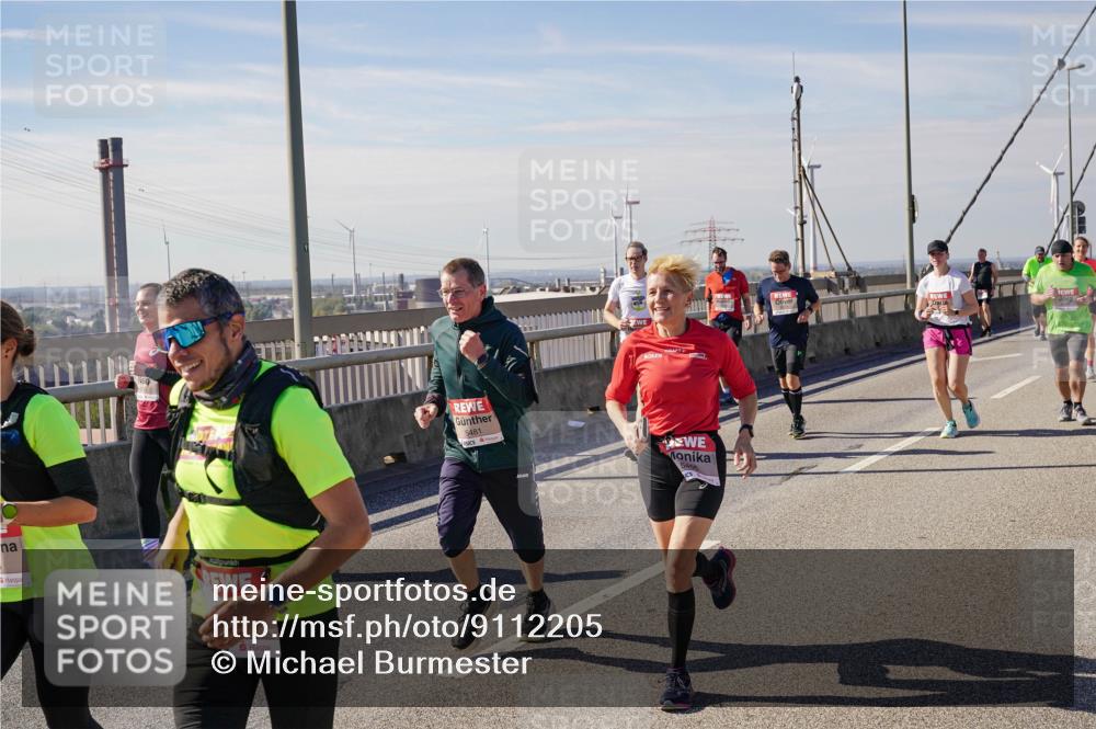 03.10.2025 - Köhlbrandbrückenlauf Michael Burmester http://msf.ph/oto/9112205 03.10.2025 12:54:21 Position 2 5481 meine-sportfotos.de
