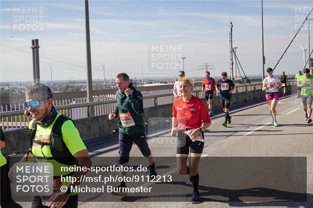 03.10.2025 - Köhlbrandbrückenlauf Michael Burmester http://msf.ph/oto/9112213 03.10.2025 12:54:22 Position 2 5982, 5481 meine-sportfotos.de