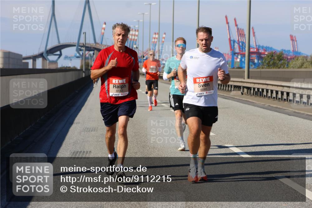 03.10.2025 - Köhlbrandbrückenlauf Strokosch-Dieckow http://msf.ph/oto/9112215 03.10.2025 12:41:05 Position 3 4142, 6085 meine-sportfotos.de