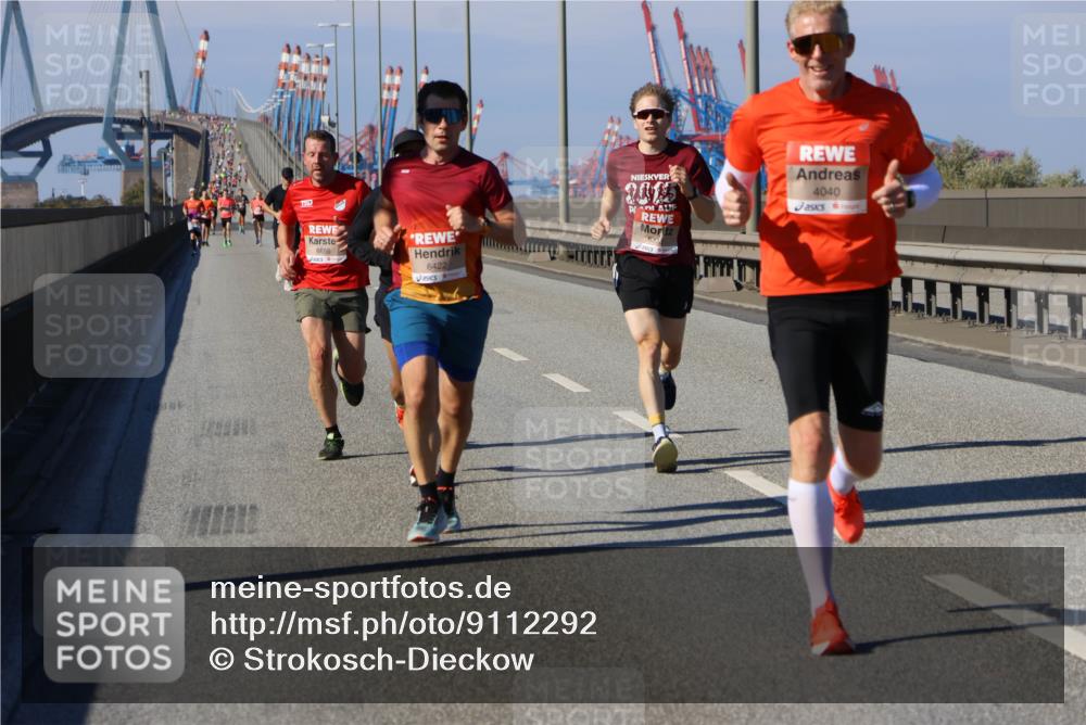 03.10.2025 - Köhlbrandbrückenlauf Strokosch-Dieckow http://msf.ph/oto/9112292 03.10.2025 12:41:11 Position 3 6656, 6422, 2015, 4040 meine-sportfotos.de