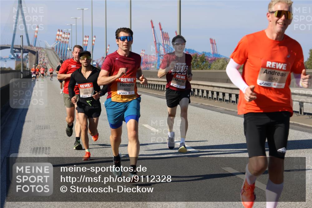 03.10.2025 - Köhlbrandbrückenlauf Strokosch-Dieckow http://msf.ph/oto/9112328 03.10.2025 12:41:12 Position 3 6804, 6422, 2013, 6333, 4040 meine-sportfotos.de