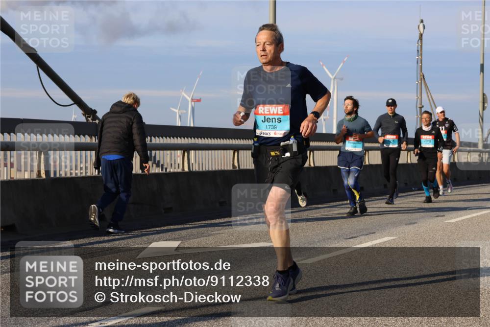 03.10.2025 - Köhlbrandbrückenlauf Strokosch-Dieckow http://msf.ph/oto/9112338 03.10.2025 09:45:40 Position 2 1739 meine-sportfotos.de