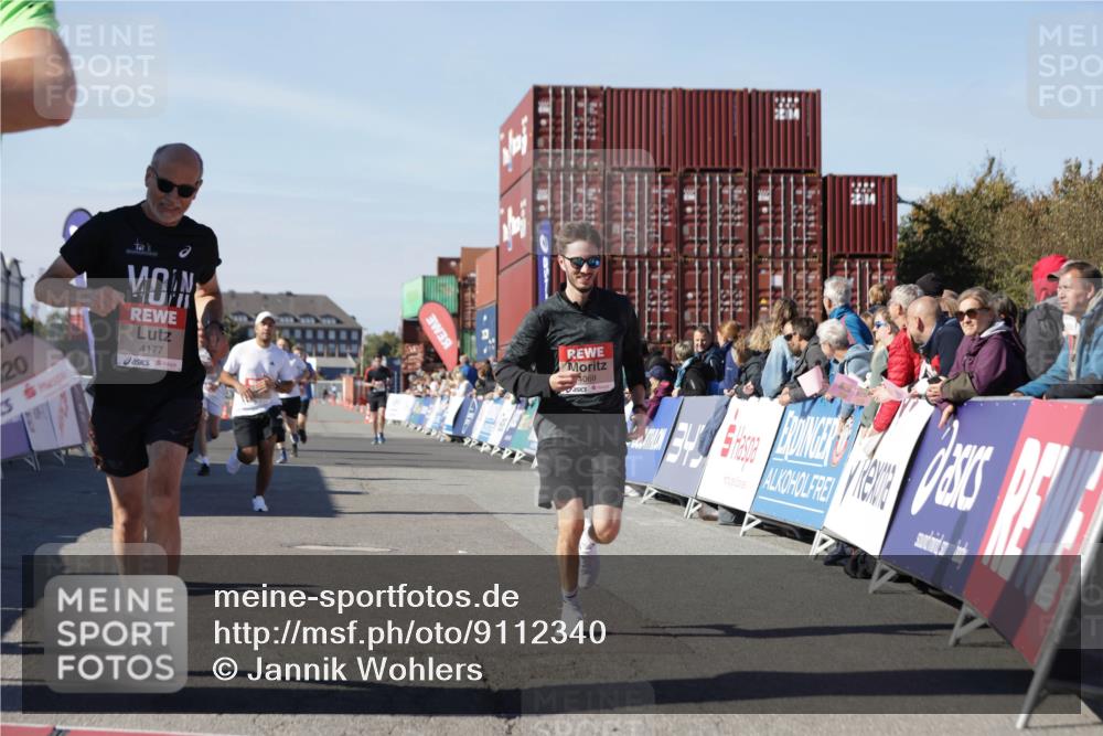 03.10.2025 - Köhlbrandbrückenlauf Jannik Wohlers http://msf.ph/oto/9112340 03.10.2025 13:00:57 Ziel 4069, 4177, 4407, 4425, 4512, 4820, 6042, 6464, 6525 meine-sportfotos.de