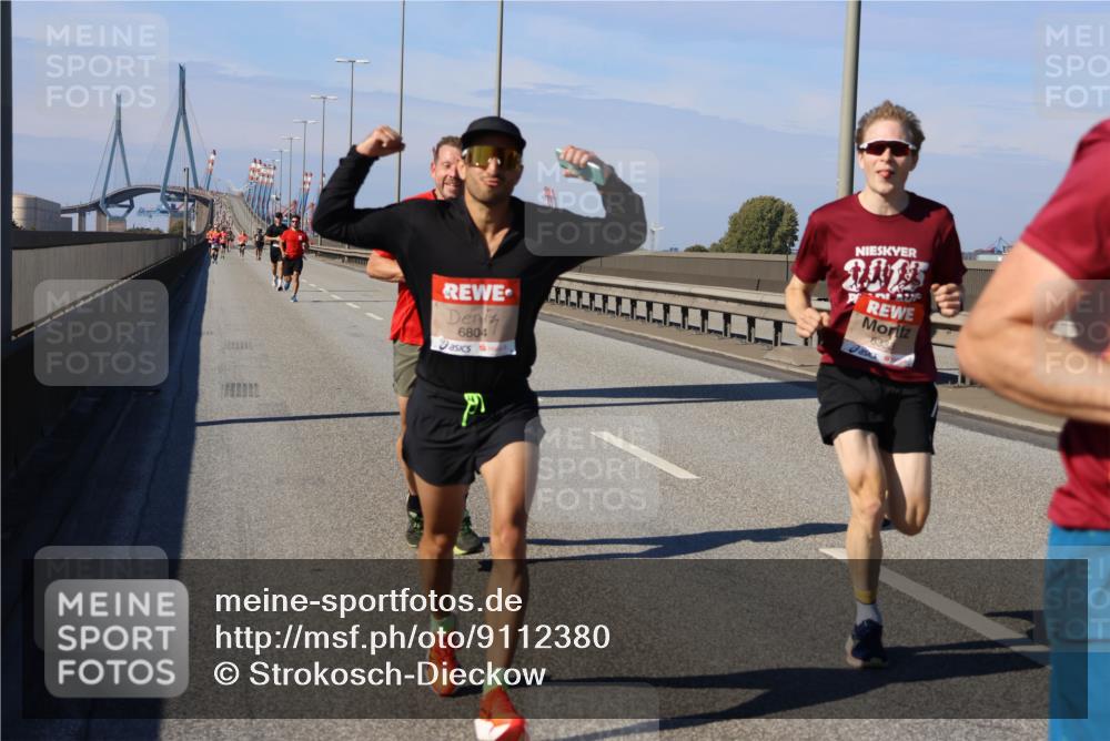 03.10.2025 - Köhlbrandbrückenlauf Strokosch-Dieckow http://msf.ph/oto/9112380 03.10.2025 12:41:15 Position 3 6804, 2015, 633 meine-sportfotos.de