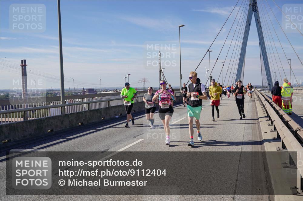 03.10.2025 - Köhlbrandbrückenlauf Michael Burmester http://msf.ph/oto/9112404 03.10.2025 12:54:30 Position 2  meine-sportfotos.de