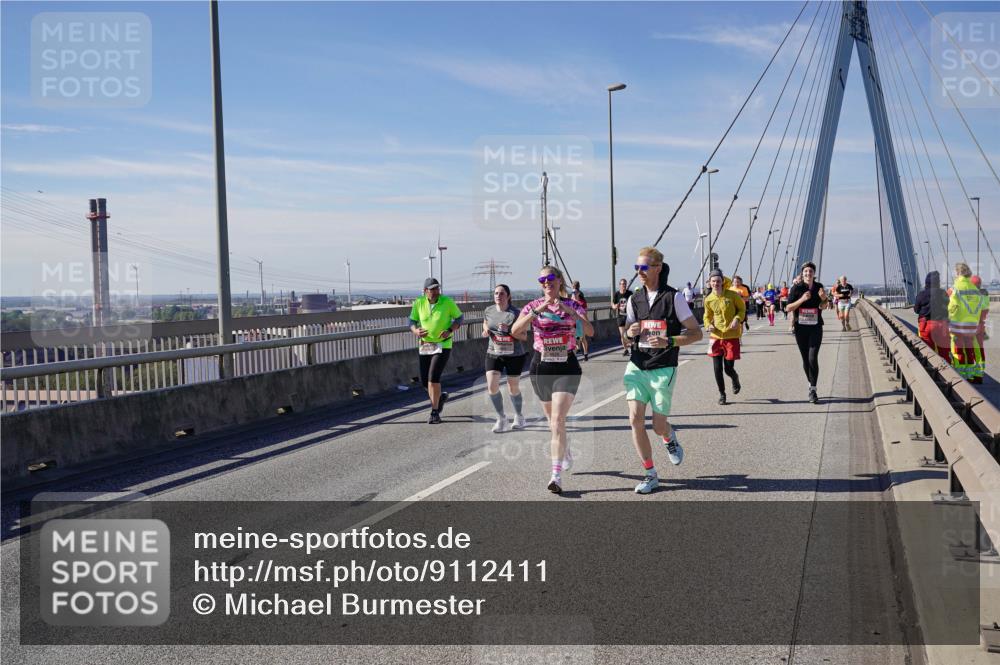 03.10.2025 - Köhlbrandbrückenlauf Michael Burmester http://msf.ph/oto/9112411 03.10.2025 12:54:30 Position 2  meine-sportfotos.de