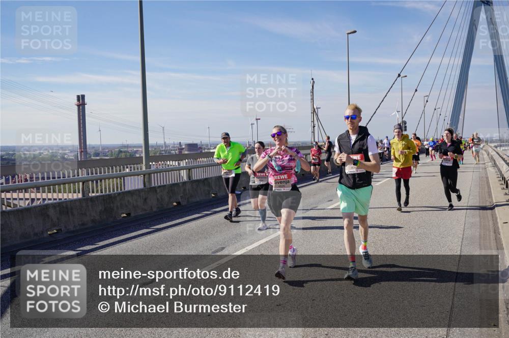 03.10.2025 - Köhlbrandbrückenlauf Michael Burmester http://msf.ph/oto/9112419 03.10.2025 12:54:30 Position 2  meine-sportfotos.de