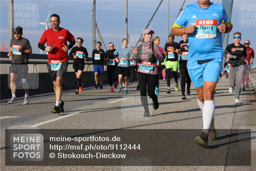 03.10.2025 - Köhlbrandbrückenlauf Strokosch-Dieckow http://msf.ph/oto/9112444 03.10.2025 09:45:50 Position 2 1243, 1375, 1536, 1163, 1286 meine-sportfotos.de
