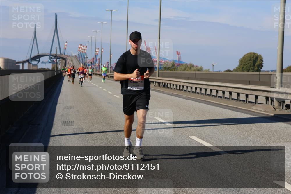 03.10.2025 - Köhlbrandbrückenlauf Strokosch-Dieckow http://msf.ph/oto/9112451 03.10.2025 12:41:27 Position 3 4089 meine-sportfotos.de