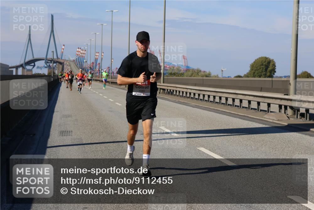 03.10.2025 - Köhlbrandbrückenlauf Strokosch-Dieckow http://msf.ph/oto/9112455 03.10.2025 12:41:27 Position 3 4089 meine-sportfotos.de