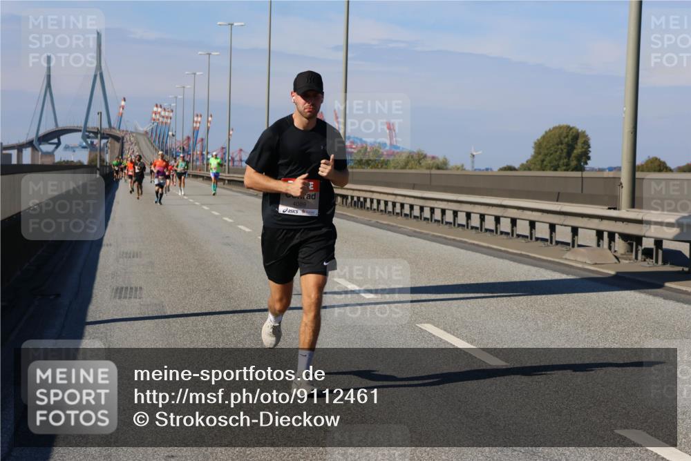 03.10.2025 - Köhlbrandbrückenlauf Strokosch-Dieckow http://msf.ph/oto/9112461 03.10.2025 12:41:27 Position 3 4089 meine-sportfotos.de