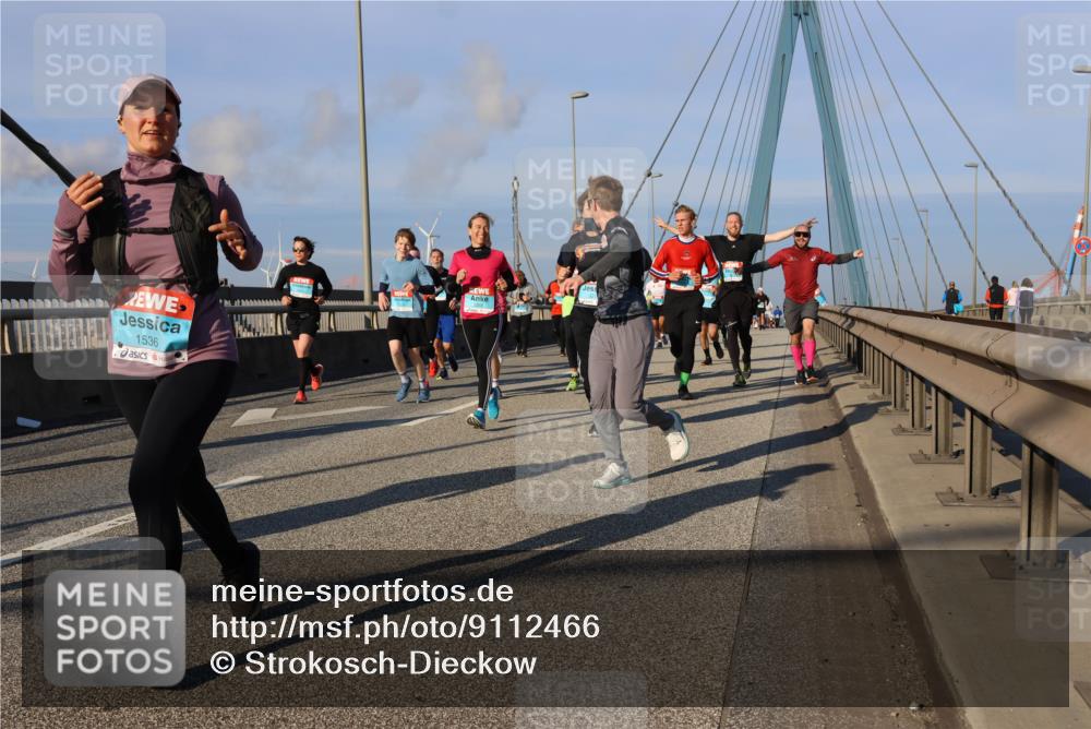 03.10.2025 - Köhlbrandbrückenlauf Strokosch-Dieckow http://msf.ph/oto/9112466 03.10.2025 09:45:53 Position 2 1536 meine-sportfotos.de