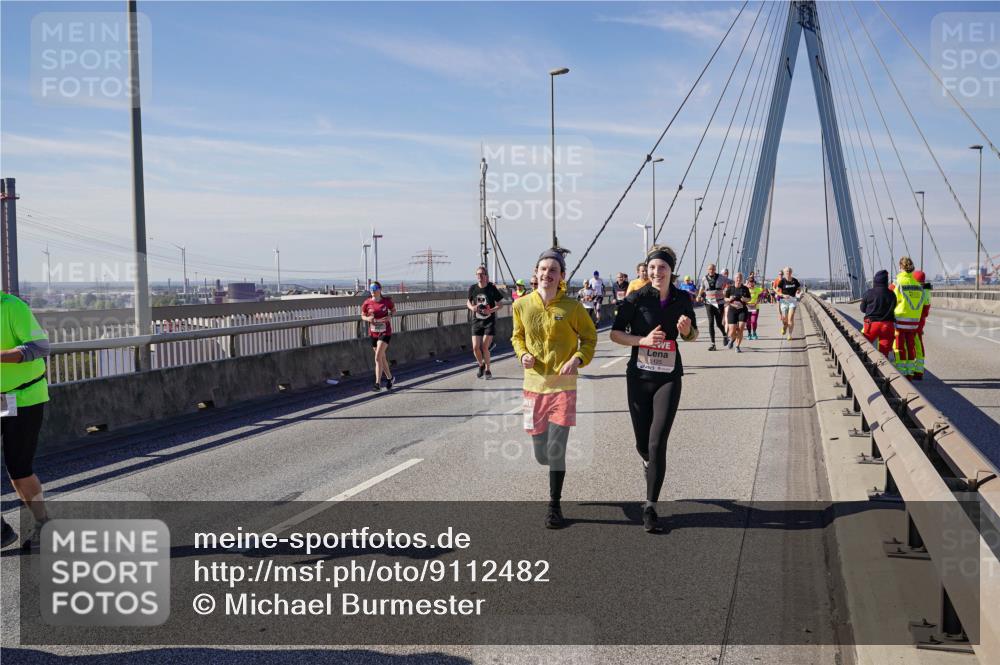 03.10.2025 - Köhlbrandbrückenlauf Michael Burmester http://msf.ph/oto/9112482 03.10.2025 12:54:32 Position 2  meine-sportfotos.de