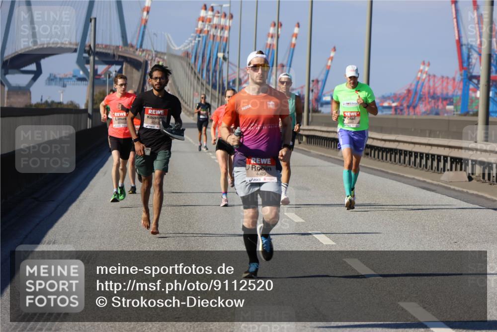03.10.2025 - Köhlbrandbrückenlauf Strokosch-Dieckow http://msf.ph/oto/9112520 03.10.2025 12:41:37 Position 3 5710, 4043, 195, 42, 19, 4029 meine-sportfotos.de