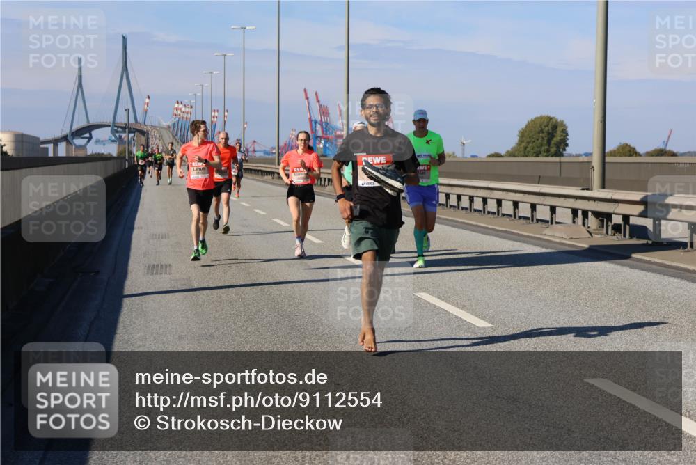 03.10.2025 - Köhlbrandbrückenlauf Strokosch-Dieckow http://msf.ph/oto/9112554 03.10.2025 12:41:42 Position 3  meine-sportfotos.de